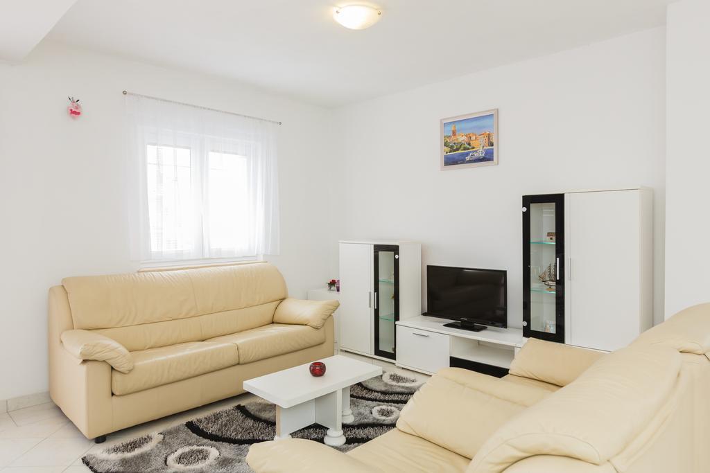 Apartment Anna Kaštela Zewnętrze zdjęcie