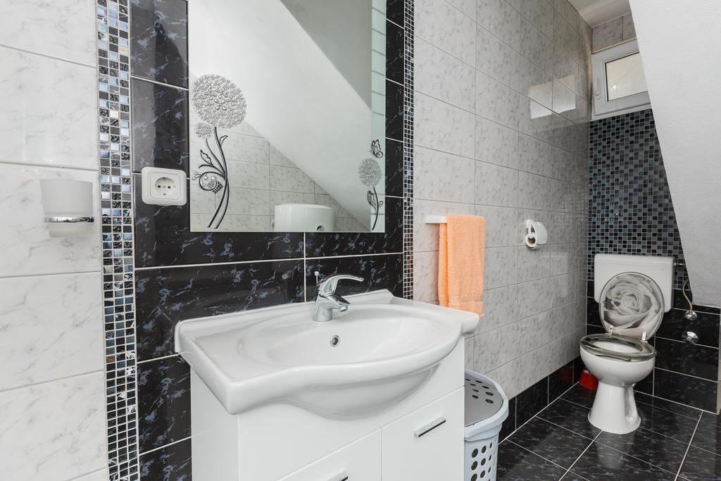 Apartment Anna Kaštela Zewnętrze zdjęcie